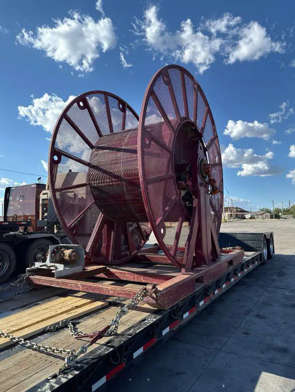 Консолідація високого негабаритного та габаритного обладнання на Flatrack для доставки з США до України — 2